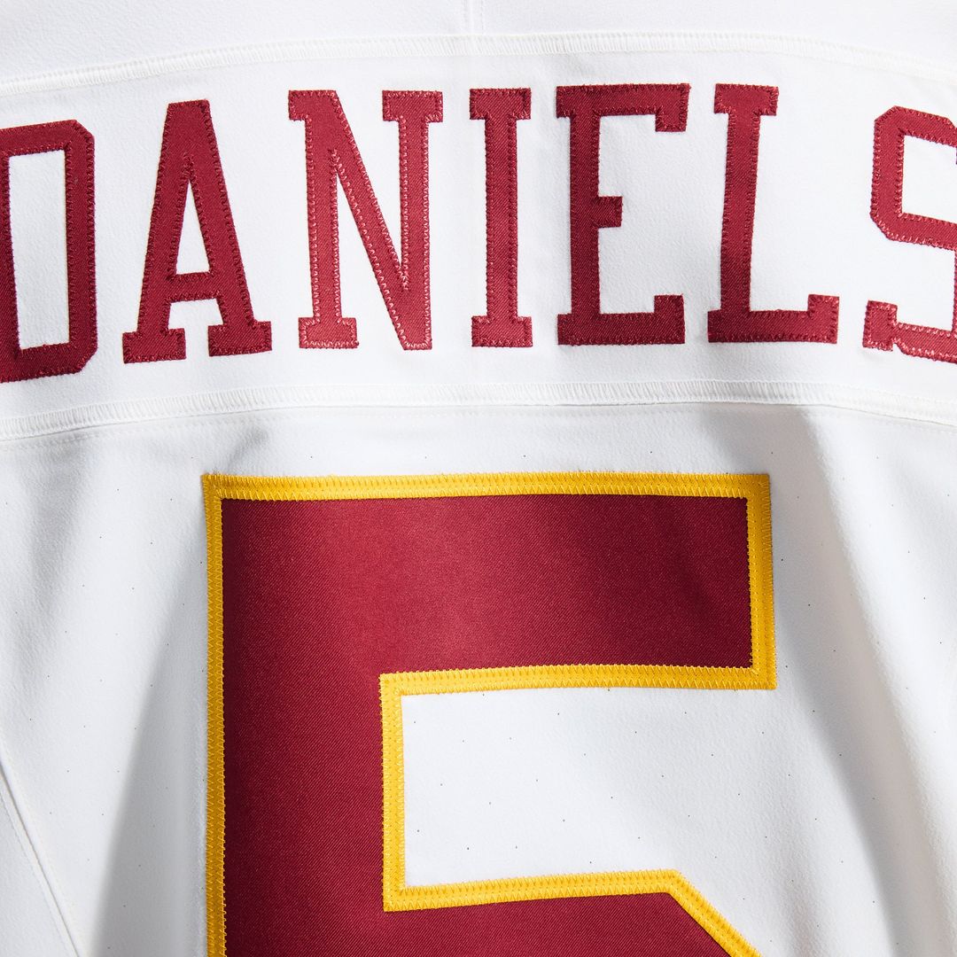 Washington Commanders Jayden Daniels White Alternate 2 Super Bowl Era Vapor F.U.S.E. Elite Jersey | NFL Football Jersey