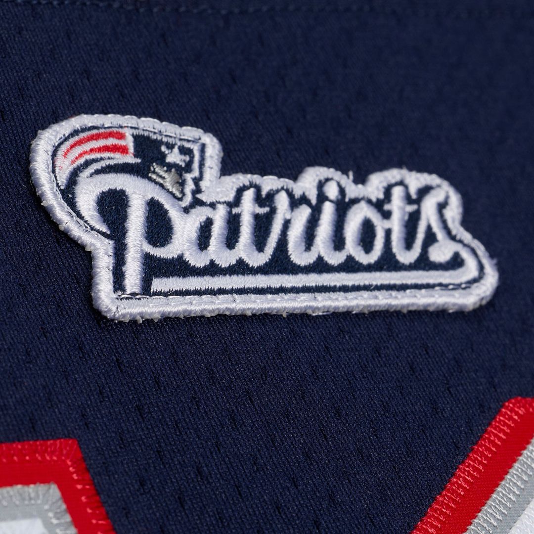 New England Patriots Tom Brady Navy Super Bowl XXXVI Authentic Throwback Jersey | NFL Football Jersey