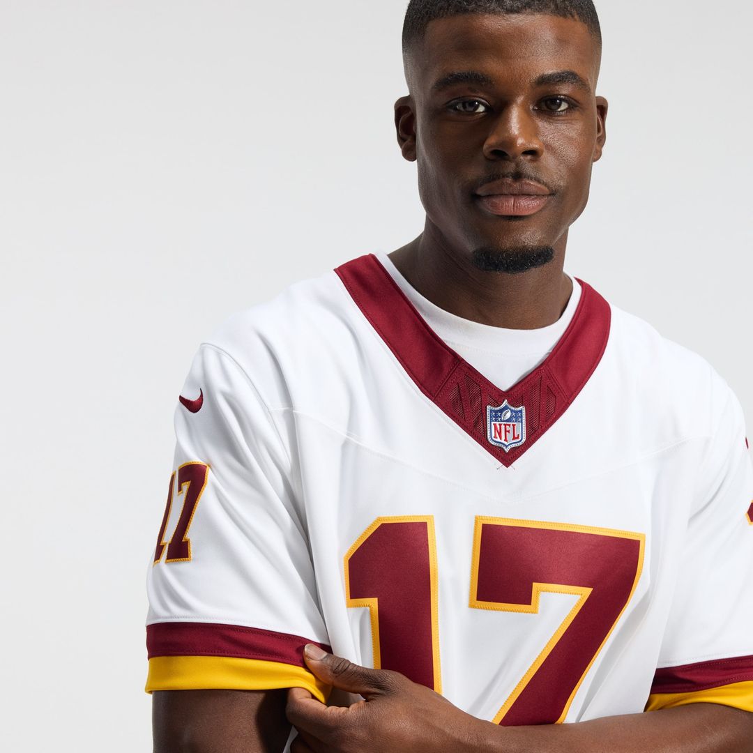 Washington Commanders Terry McLaurin Burgundy Team Vapor F.U.S.E. Stitched Limited Jersey | NFL Football Jersey